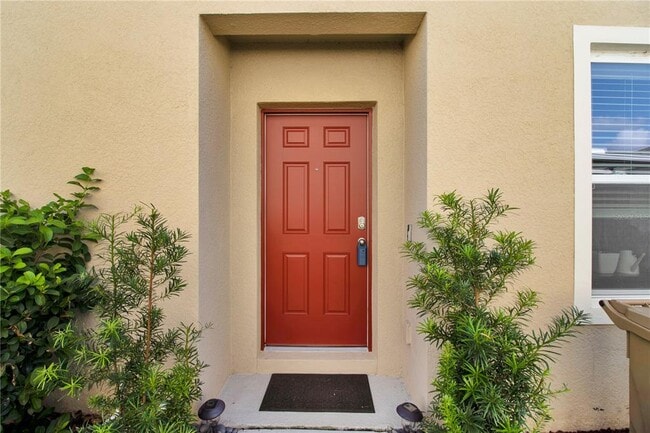 9042 Pinales Wy