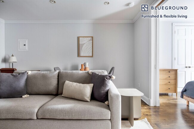 Photo - 120 Christopher St Unidad FL3-ID1354