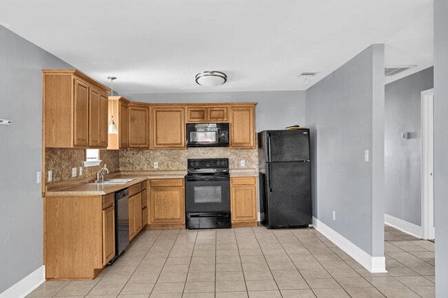 Photo - 5151 St Anthony Ave