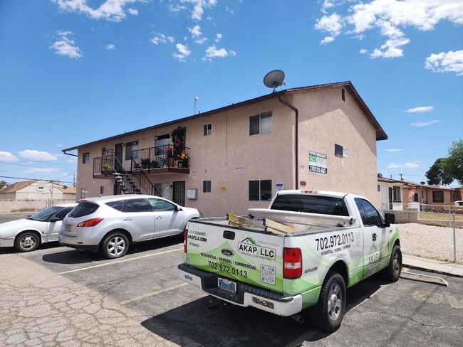 Building Photo - 1832 Goldfield St Unit 1