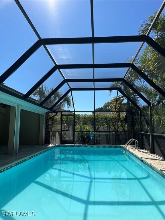 Photo - 385 Ashbury Way