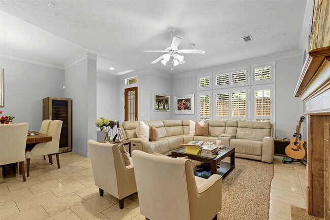 Photo - 1044 Memorial Village Dr