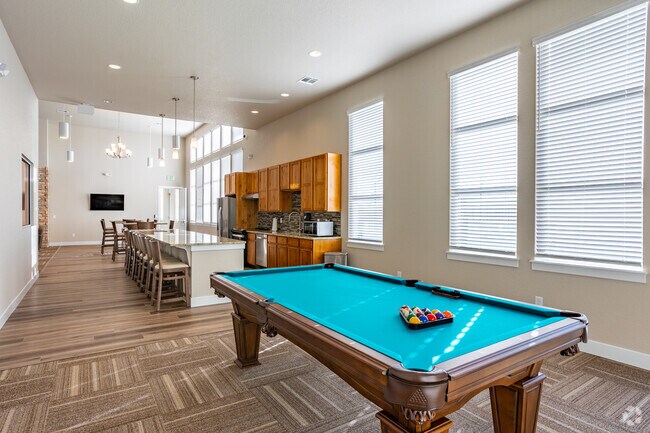 Clubhouse - The Overlook Apartments