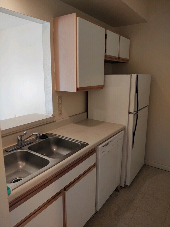 Photo - 2460 Stone Hollow Dr Unit 102