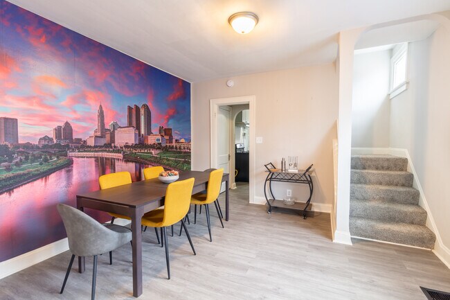 Photo - 1123 Wilson Ave