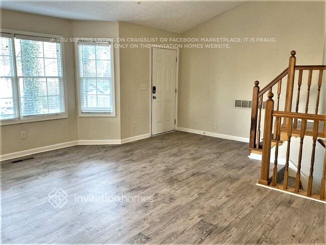 Photo - 240 Blake Dr