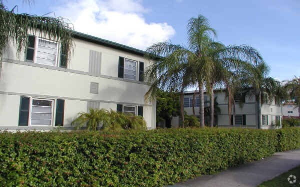 Photo - 2400 SW 27th Ave