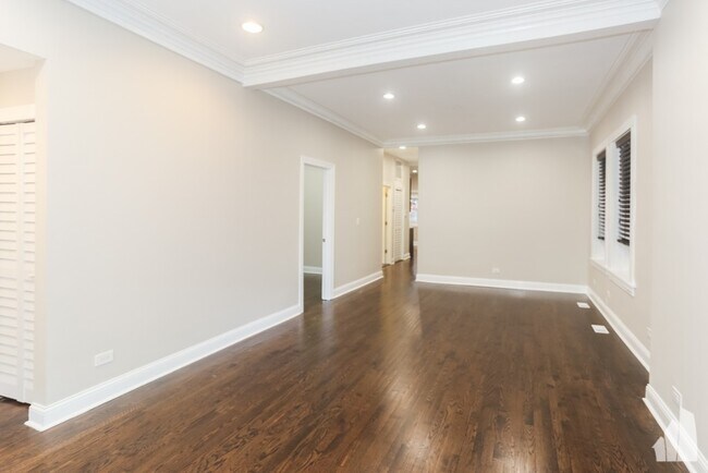 Photo - 4849 N Seeley Ave