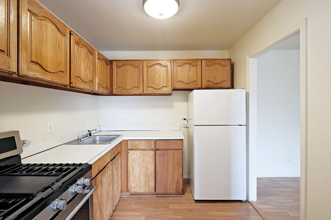 Photo - North Downtown Condo With Water/Sewer, Gas, Electricity Included Unit 610