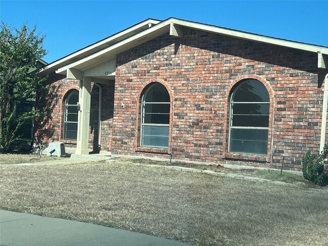 Photo - 4916 N Colony Blvd