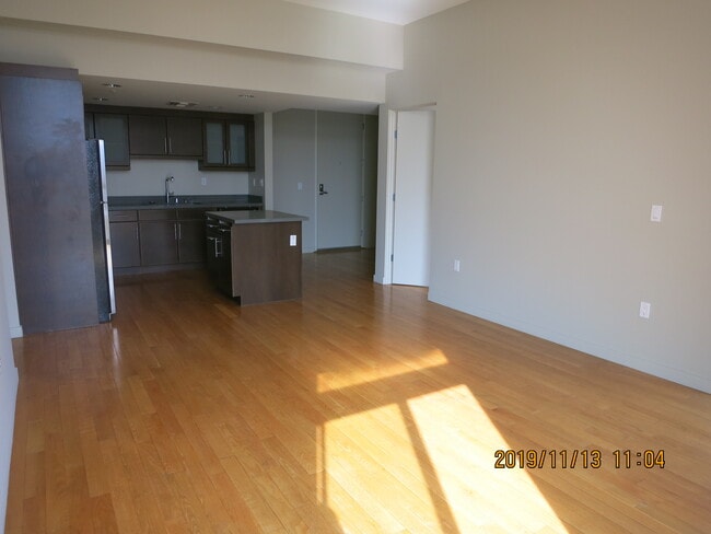 Building Photo - 1842 Purdue Ave Unit 402 Rental