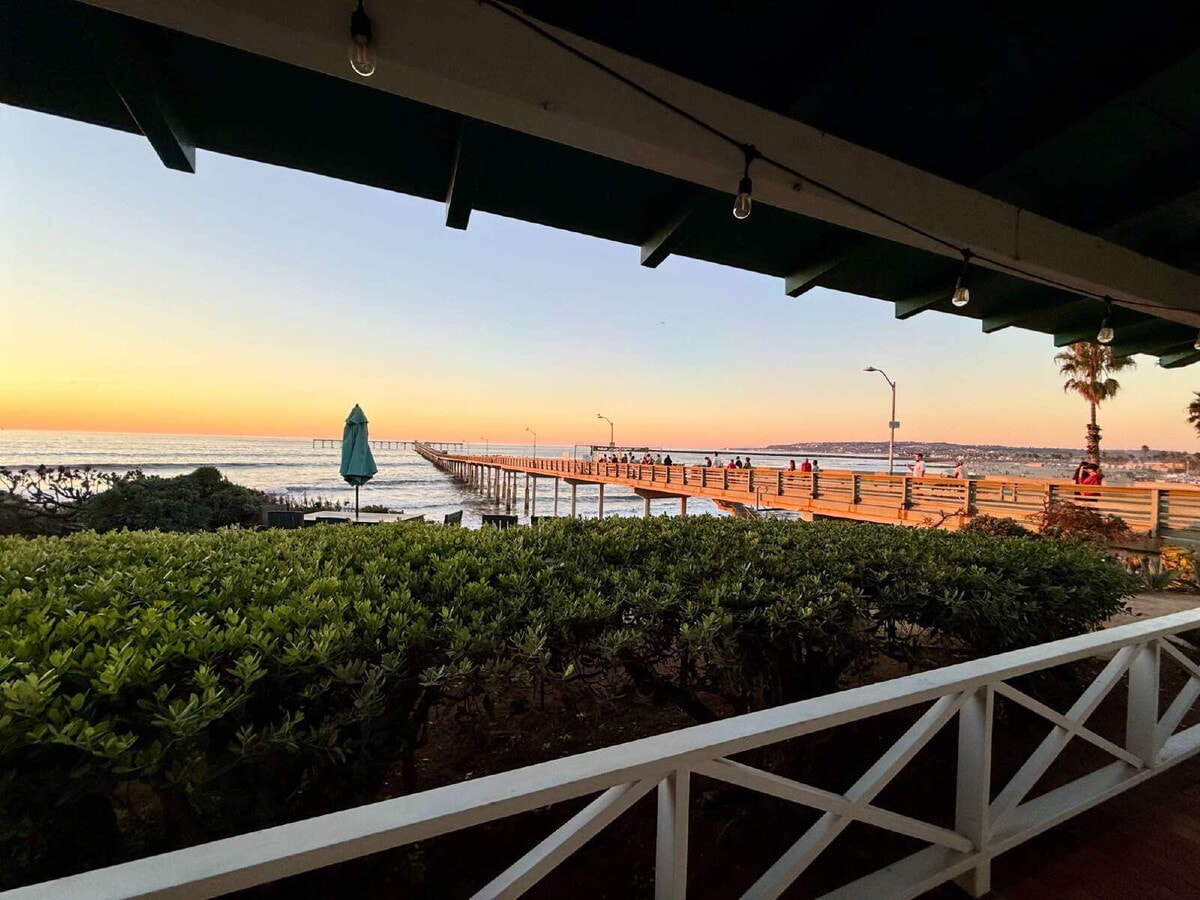 Oceanfront Cottage on Niagara Avenue — Steps from the Pier, beach, and restaurants 1 Bed | 1 Bath... - Oceanfront Cottage on Niagara Avenue — Steps from the Pier, beach, and restaurants
1 Bed | 1 Bath... Unit 25