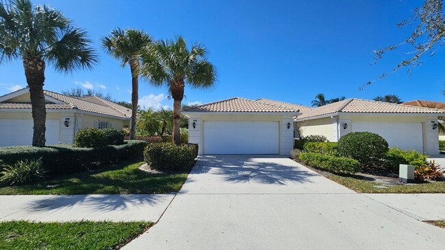 7960 SE Peppercorn Ct