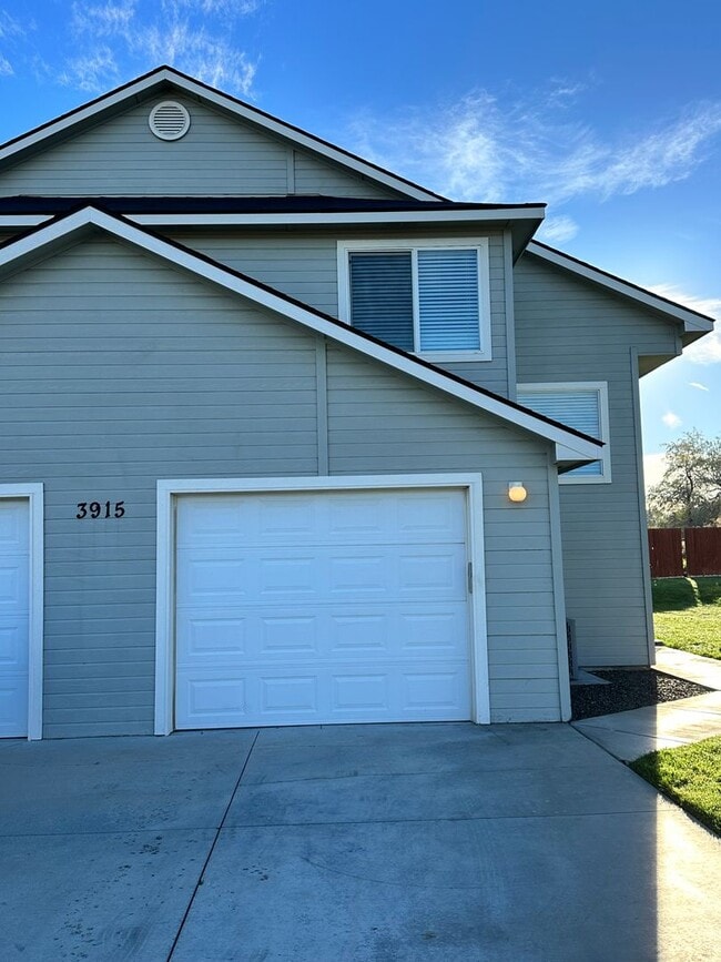 Photo - 3915 Washington Ave