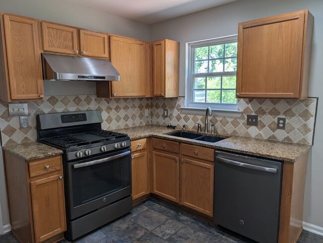 Photo - 9935 Redbud Tree Ct