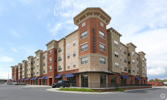 Colonnade Apartments I - Colonnade Apartments I