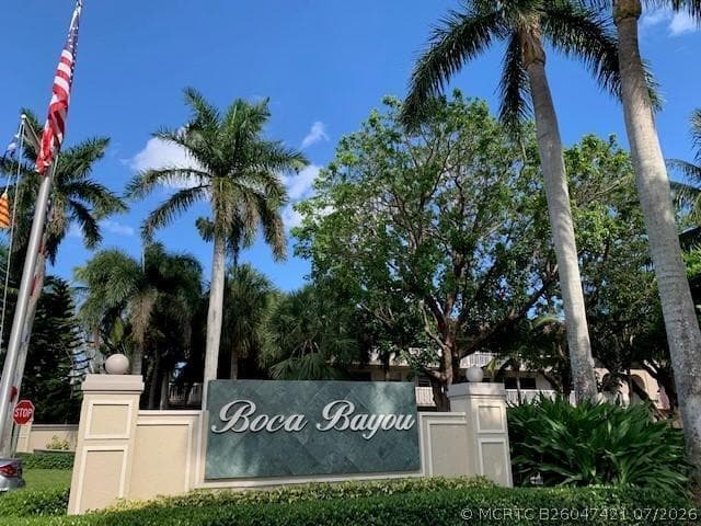 Building Photo - 26 Royal Palm Way Unit 302
