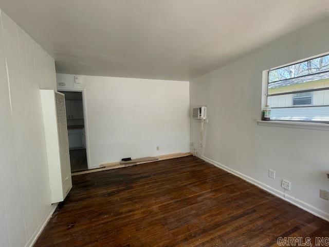 Photo - 7500 Knollwood Rd