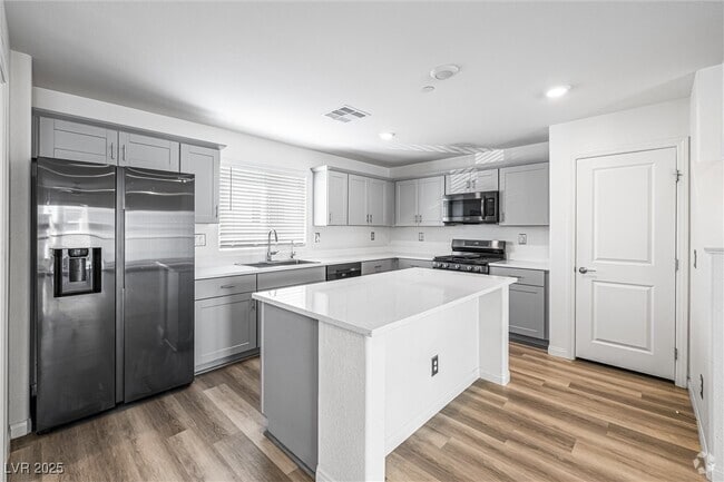 Building Photo - 3719 Enchanted Sky St Rental