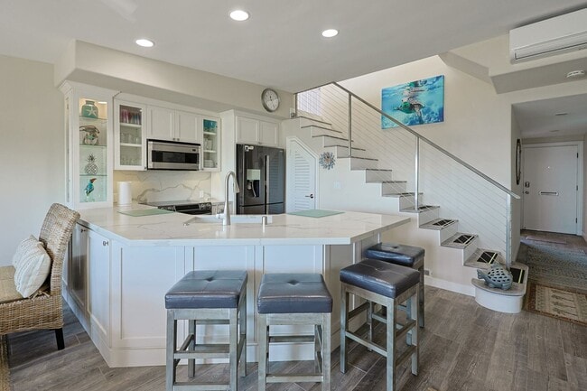 Photo - Spectacular 2 Bd/2Ba Glorietta Bay Condo.