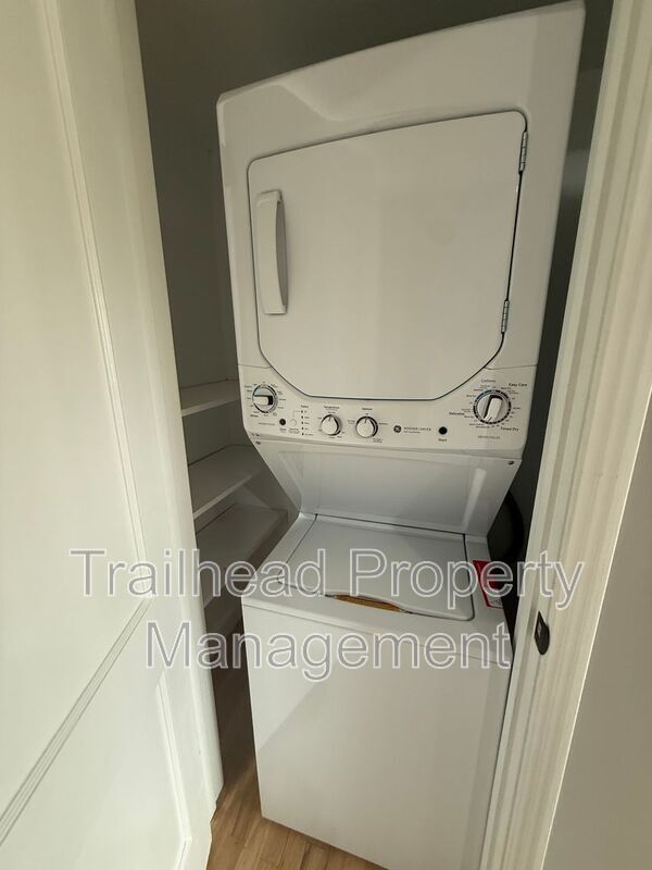 Photo - 316 E Gregory Blvd