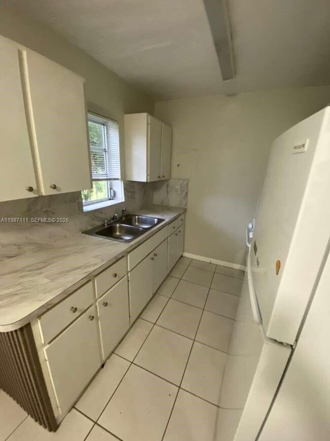 Photo - 9815 Pan American Dr