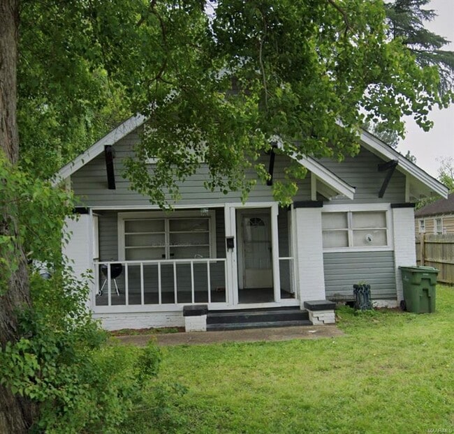 Building Photo - 2808 Thrasher St Rental