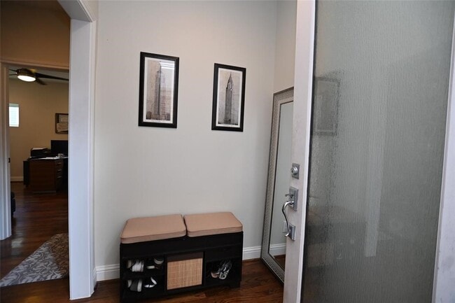 Photo - 5520 Kiam St