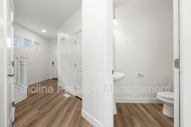 Photo - 1009 N Ledger Dr