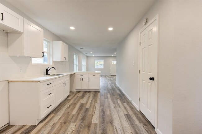 Photo - 3705 Rawley St