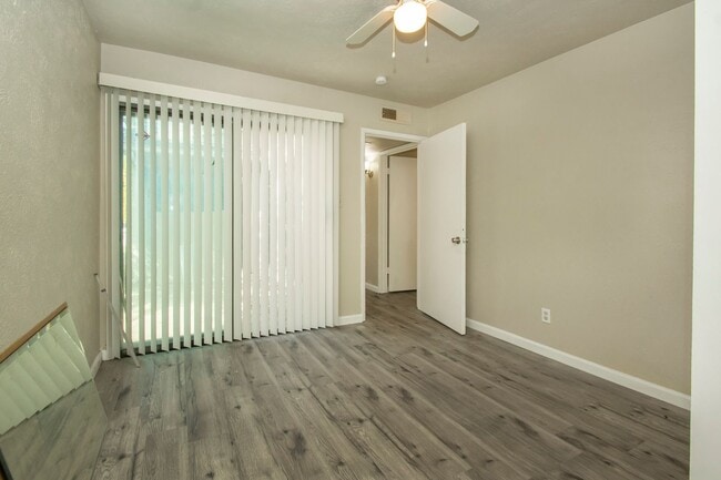 Photo - 7062 Pineberry Rd