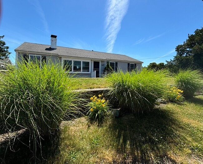 Building Photo - 76 Bayberry Rd Rental