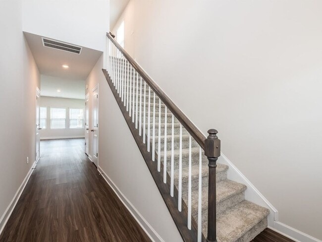 Photo - 9021 Festival Way