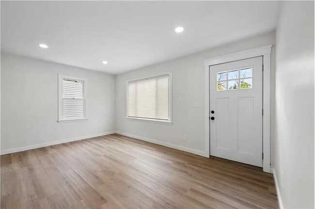 Photo - 13410 Wainfleet Ave