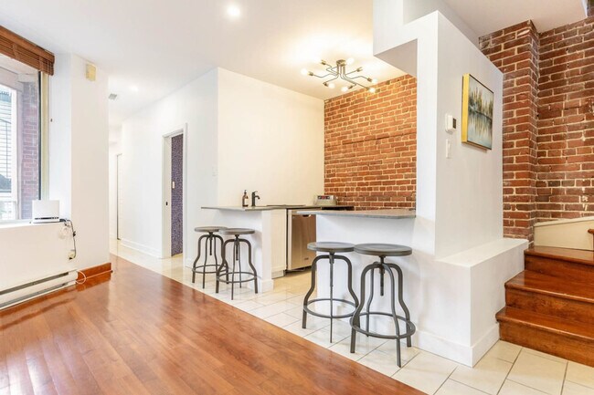 Photo - 4107 R. Saint-Denis Unit ID1061564P