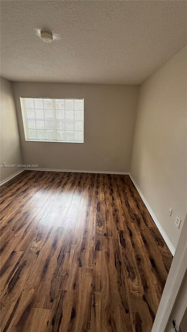 Photo - 220 SW 116th Ave Unit 15-206