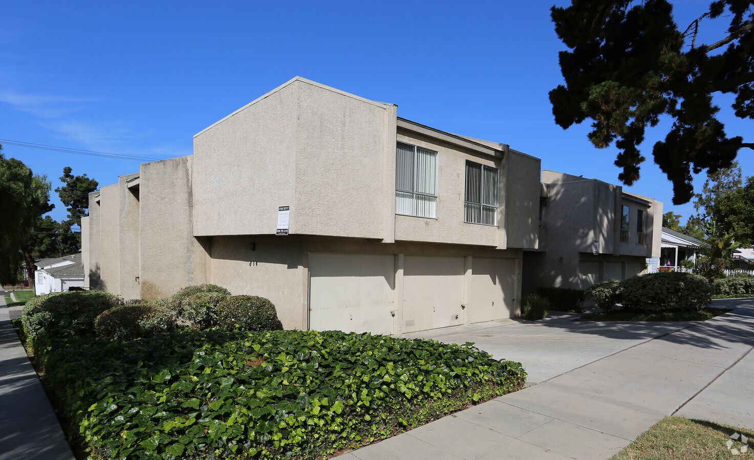 Photo - Pepper Tree Apartments