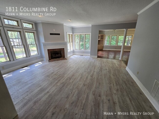 Photo - 1811 Columbine Rd