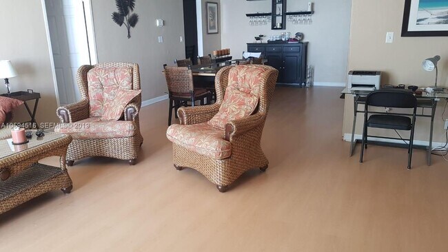 Photo - 3901 S Ocean Dr Unit 8L