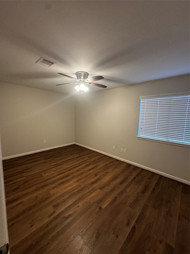 Photo - 8807 Belle Glen Dr