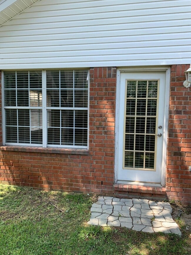Photo - 4650 Windstarr Dr