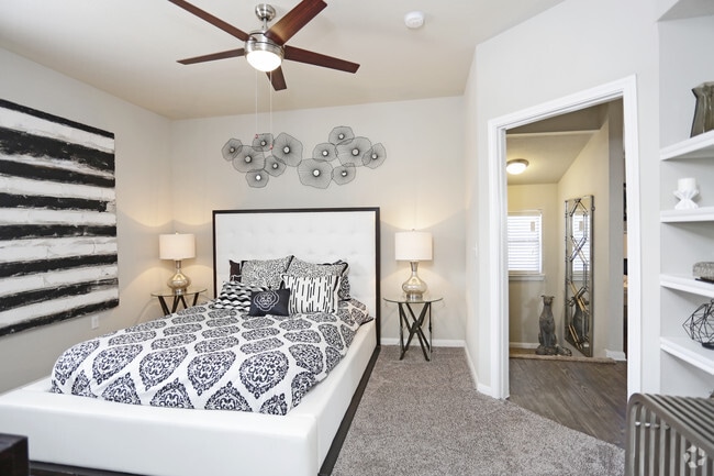 2BA,2BA - 1250 B3 - BEDROOM