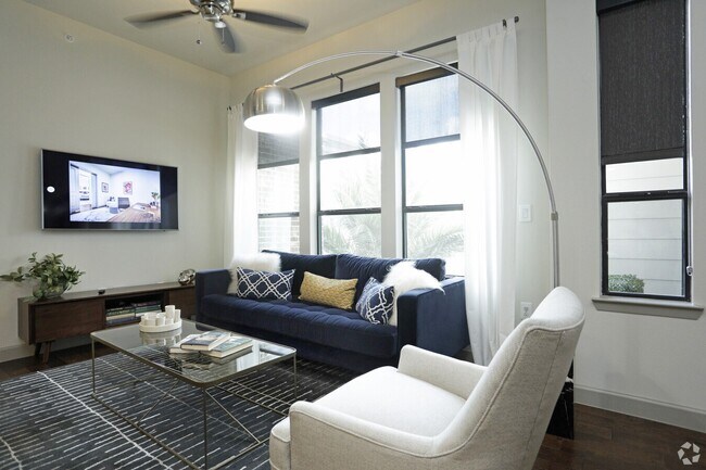 Photo - Elevate Your Everyday in the City Unidad SCR1