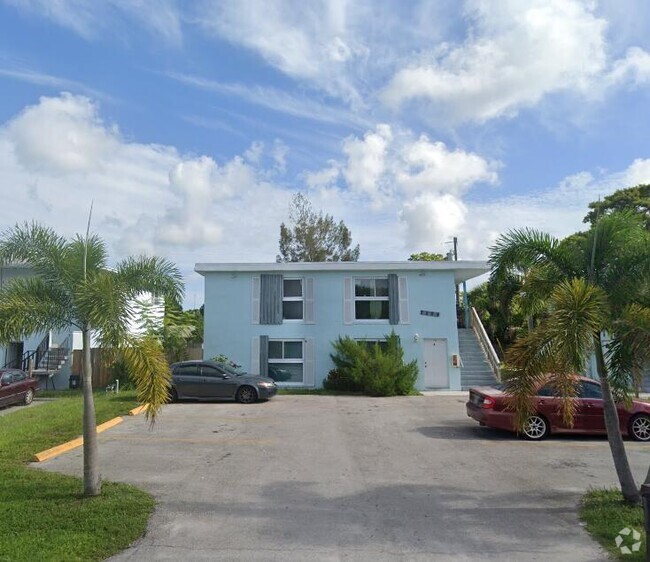 Building Photo - 3204 Louisiana Ave Unit D Rental