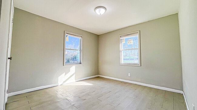 Photo - 1379 Sanford Ave Unidad 1379