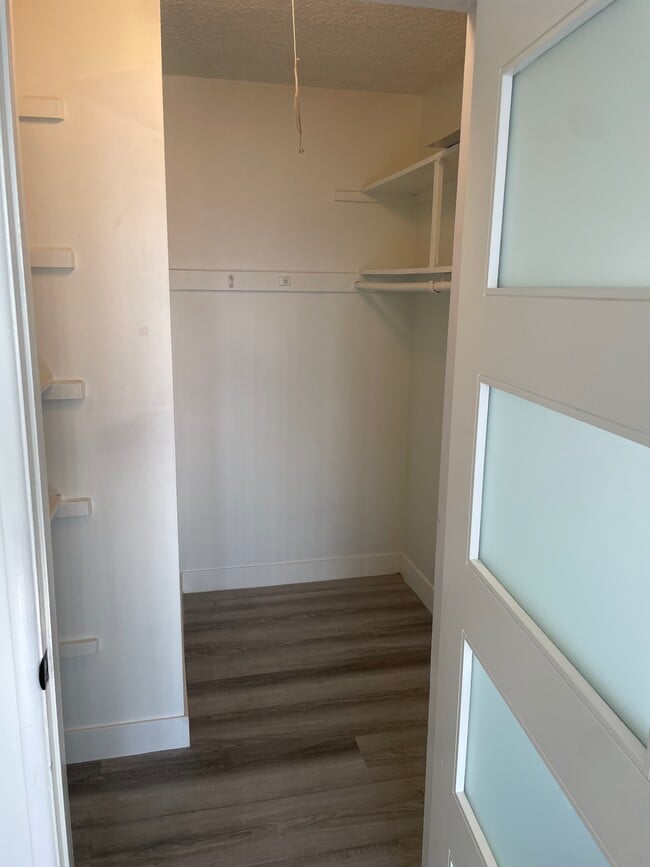 Photo - 305 E Plymouth St Unidad A