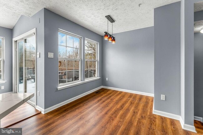 Photo - 7711 Cornerstone Way