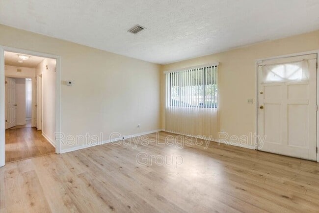 Photo - 3828 Freel Rd