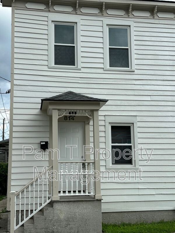 Photo - 814 Ott St