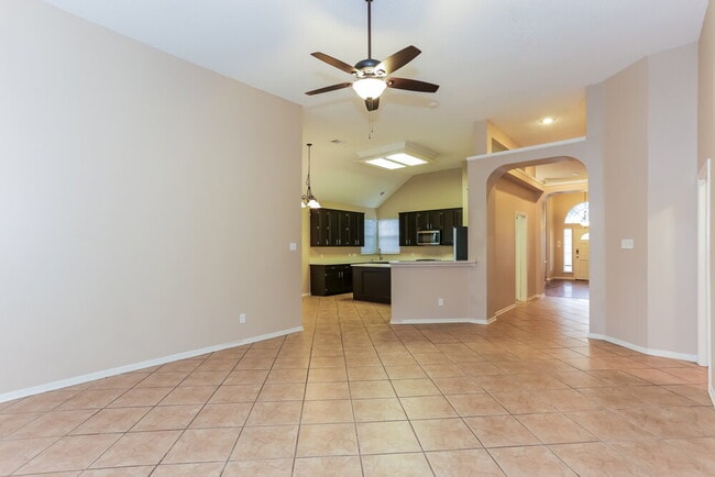 Photo - 1510 Lost Creek Dr